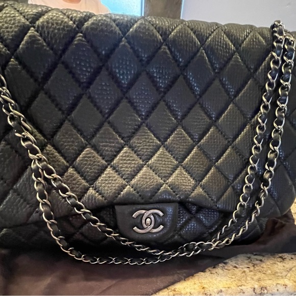Classic Chanel Single Flap Quilted Lambskin Jumbo - Picture 3 of 10